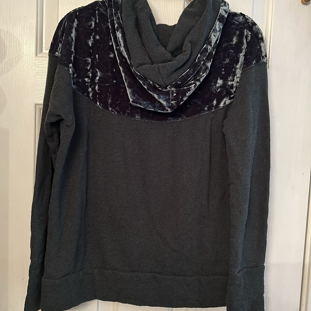 Melrose and Market‎ Green Velvet Yoke Hoodie Size M - Picture 5 of 5